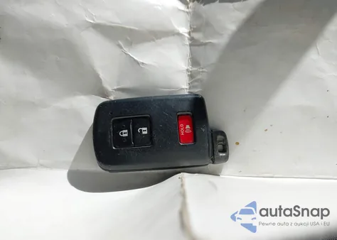 2017 Toyota Tacoma Trd Sport z USA, uszkodzony, nr VIN 3TMCZ5AN1HM103382